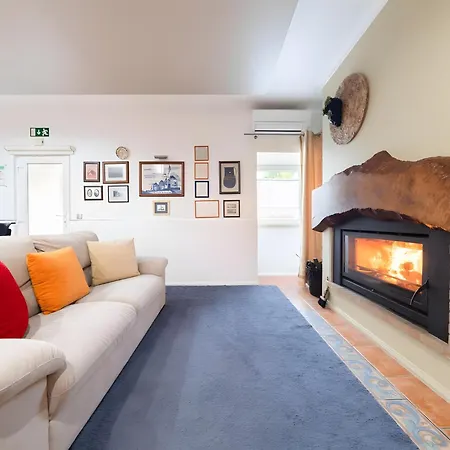 D'olivia Lovely Homes Country house
